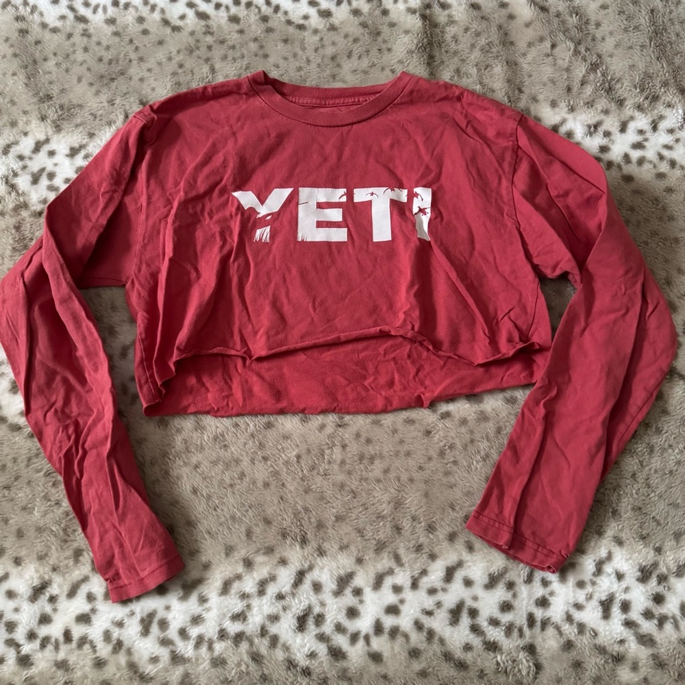 YETI Women's Long Sleeve Red Crop Top